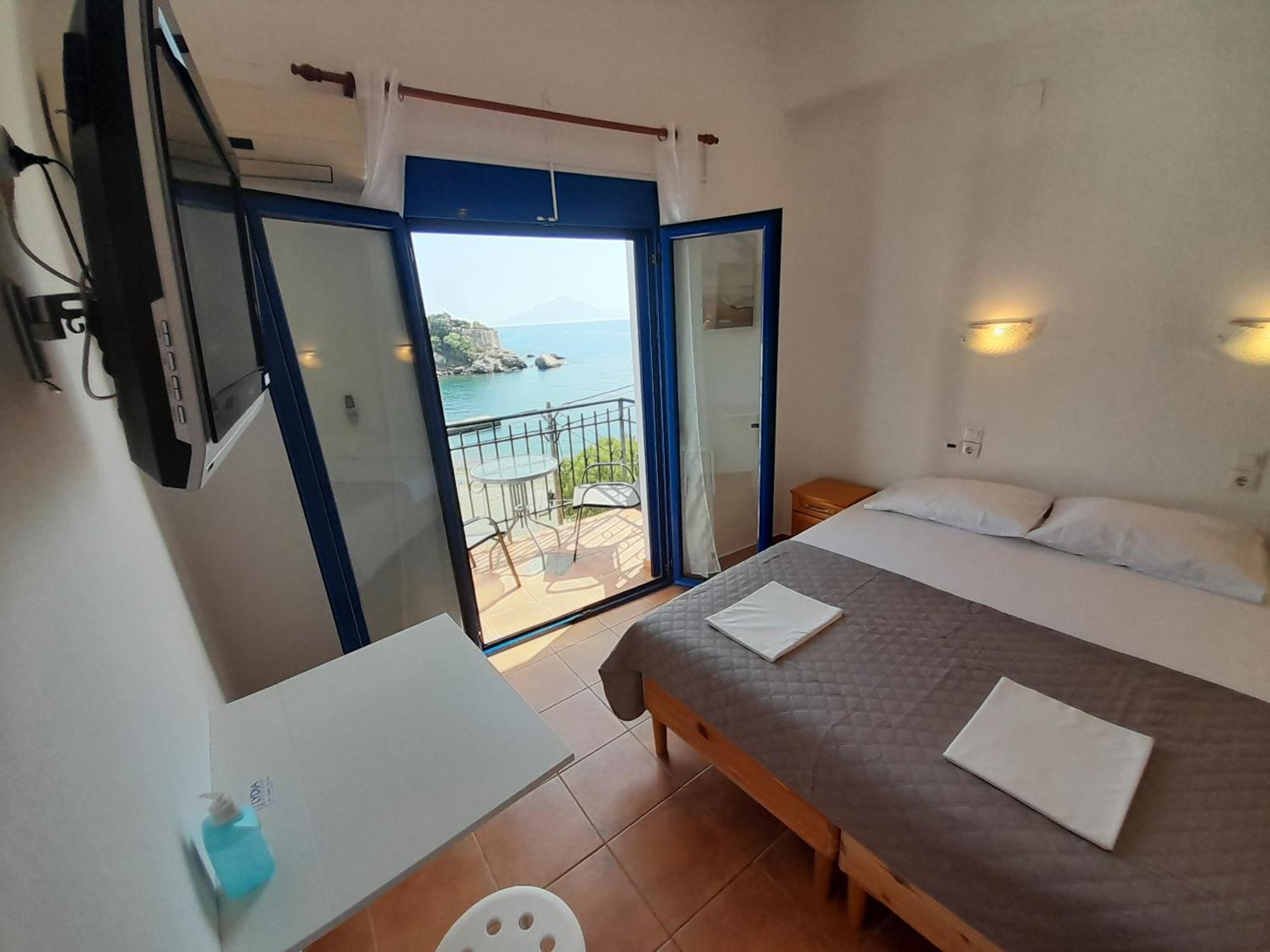 Aparthotel Lydia Mare Ágios Kírykos Exterior foto