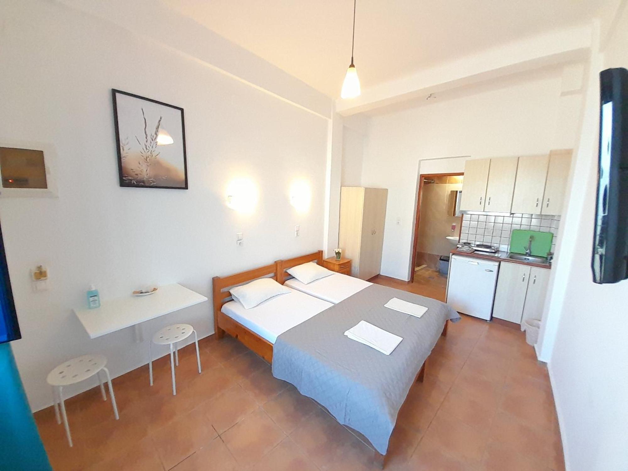 Aparthotel Lydia Mare Ágios Kírykos Zimmer foto