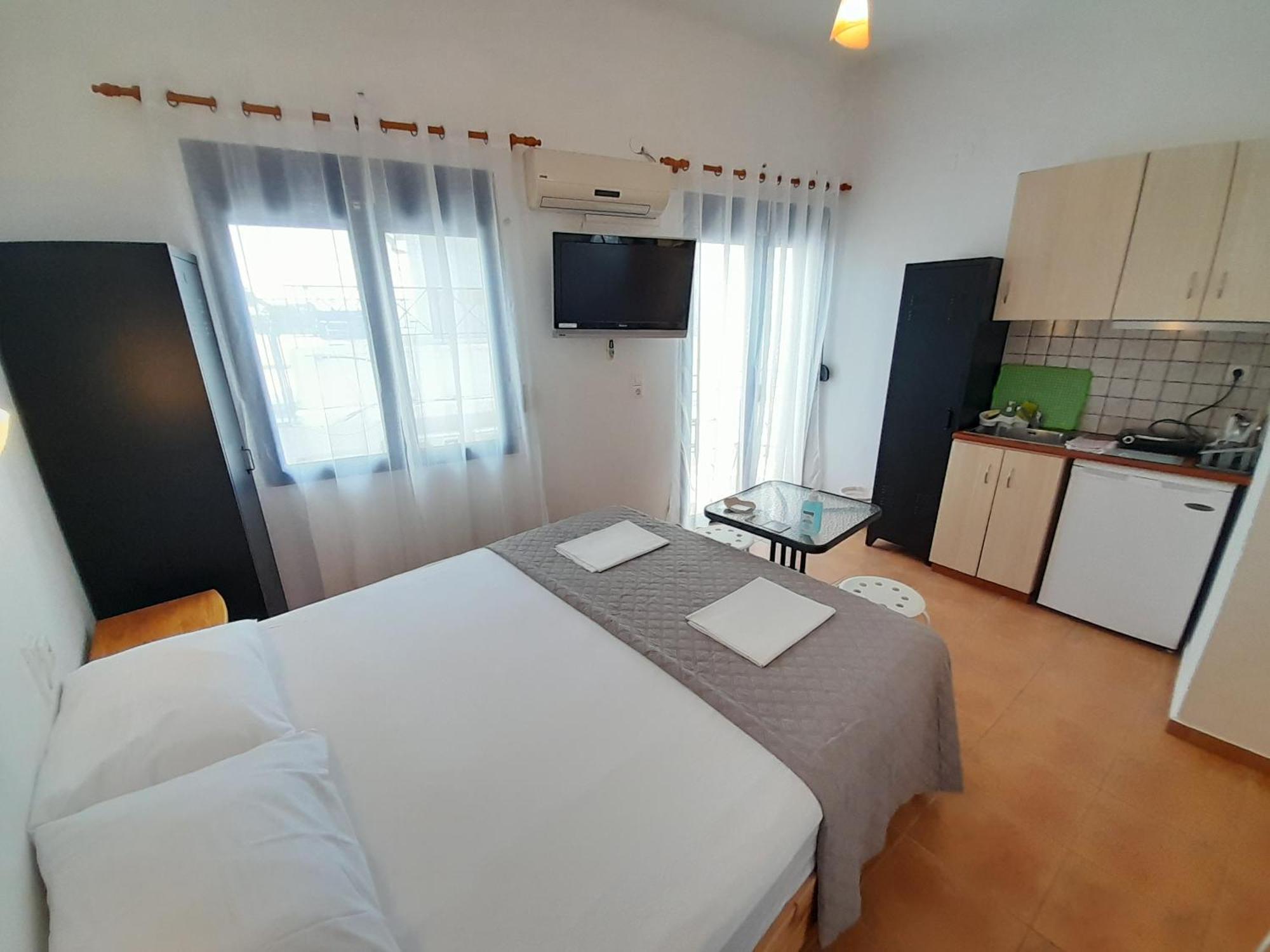 Aparthotel Lydia Mare Ágios Kírykos Zimmer foto