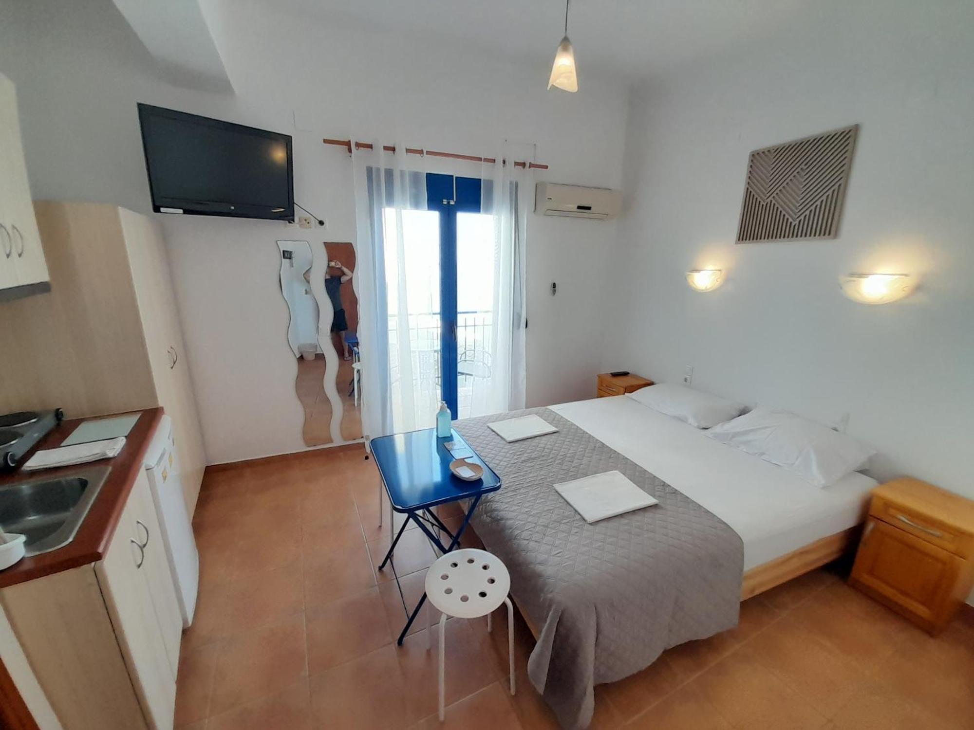 Aparthotel Lydia Mare Ágios Kírykos Zimmer foto