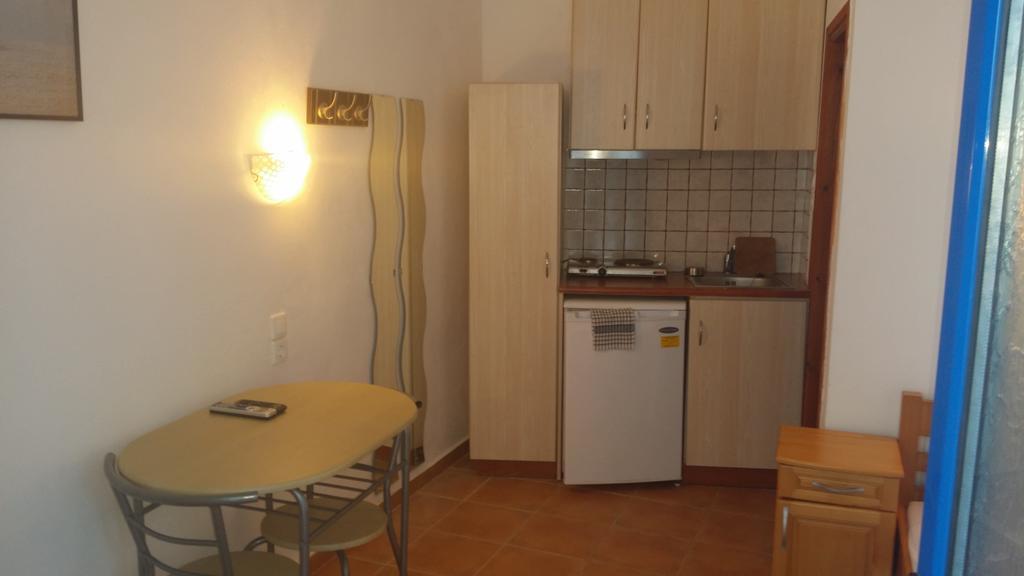 Aparthotel Lydia Mare Ágios Kírykos Exterior foto