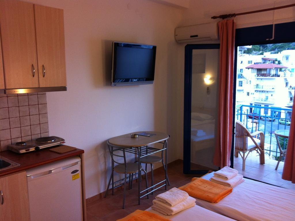 Aparthotel Lydia Mare Ágios Kírykos Exterior foto